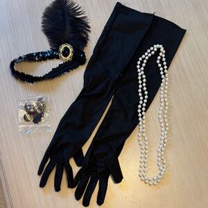 Women’s Flapper Halloween accessories  Black Gloves and Pearl Necklace Set
